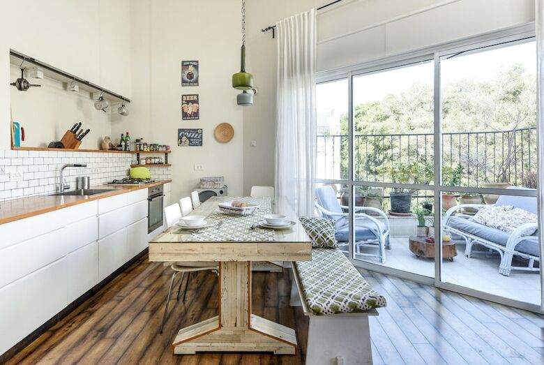 Apartamento Captivating Apt Wt Balcony And Roof Top