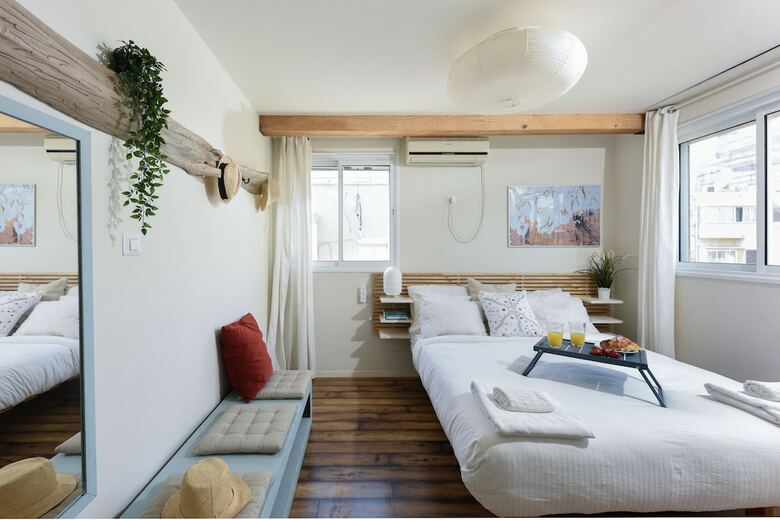 Apartamento Captivating Apt Wt Balcony And Roof Top