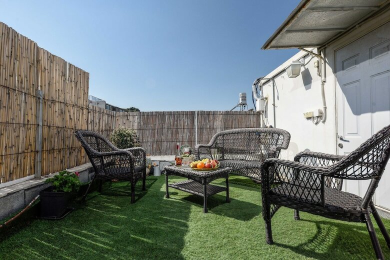 Apartamento Captivating Apt Wt Balcony And Roof Top