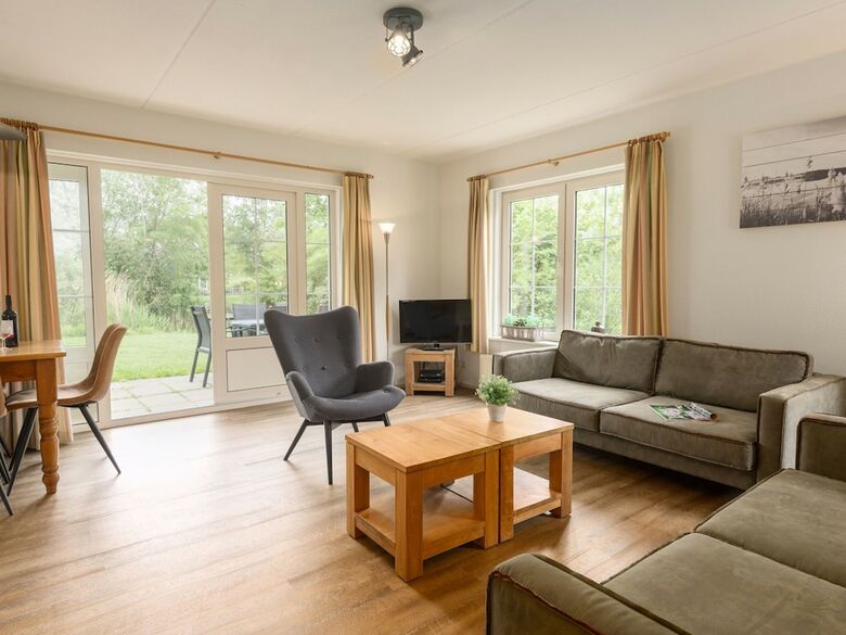 Spacious Thatched Villa With A Solarium, In A National Park