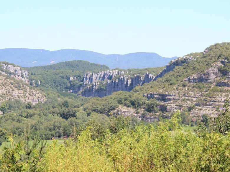 Peaceful Holiday Home In Les Vans, Ardeche With Pool