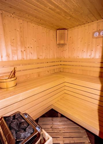 Sharlopova Guest House