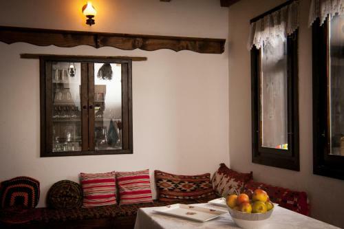 Hostal Mutafova Guest House