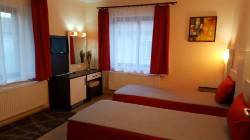 Hostal Ego Guest House