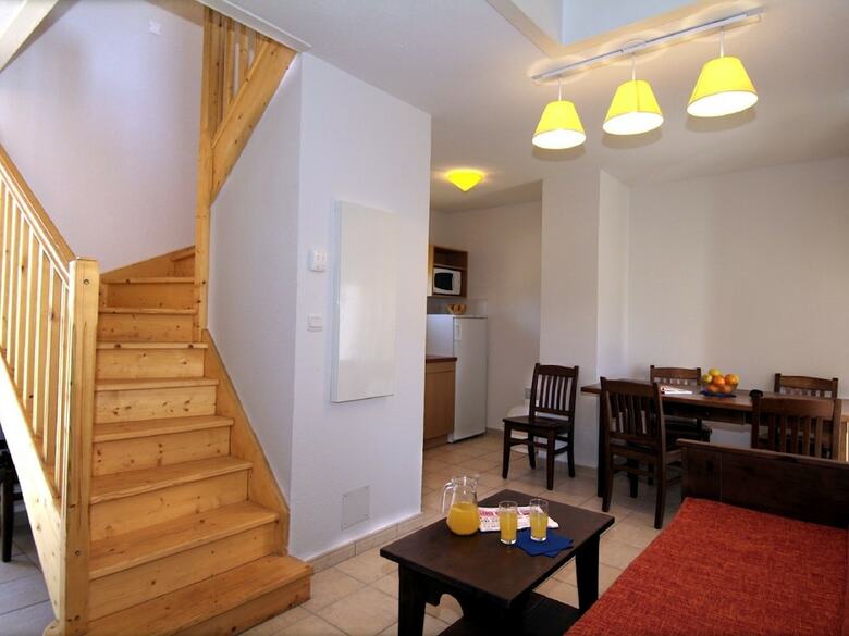 Furnished Apartment In Prayssac With Terrace