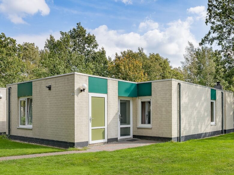 Spacious Bungalow With Dishwasher, Near The Hunebedcentrum