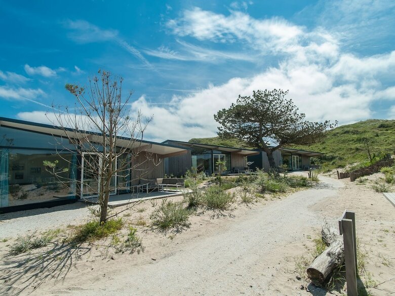 Great Lodge With A Nice Terrace, In Bloemendaal