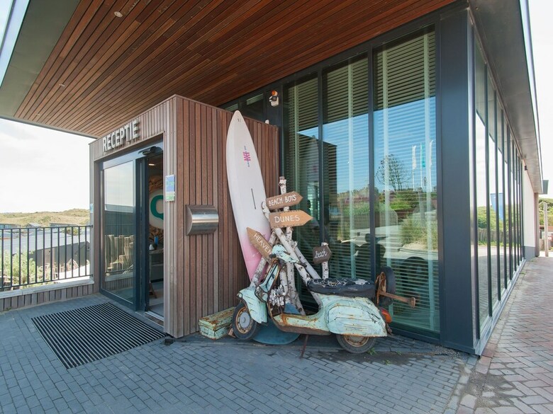 Great Lodge With A Nice Terrace, In Bloemendaal