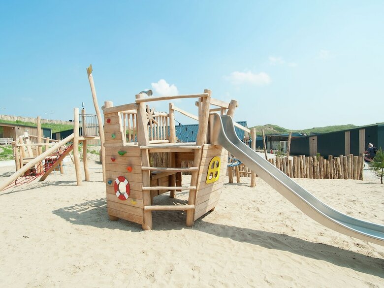 Great Lodge With A Nice Terrace, In Bloemendaal