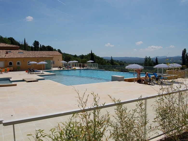 Villa Comfortable Studio With Dishwasher In The Middle Of Provence