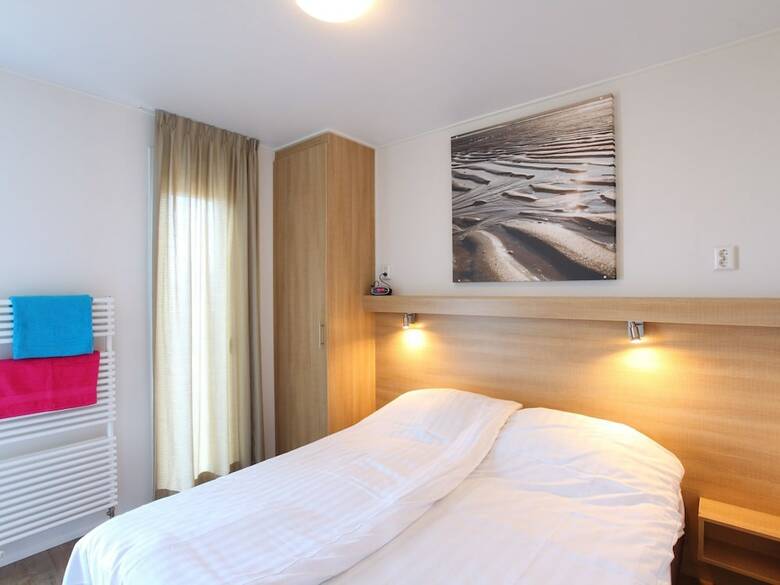 Modern Lodge With Two Bathrooms, 1 Km. From The Beach