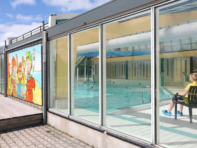 Modern Lodge With Two Bathrooms, 1 Km. From The Beach