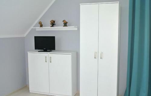 Holiday Home Kolczewo With Lake View 04