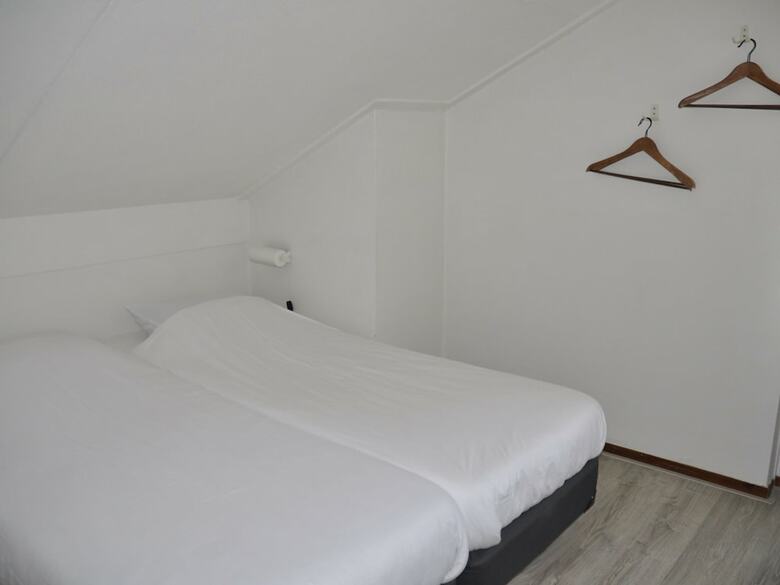 Comfortable Holiday Home With Dishwasher, 16 Km. From Assen