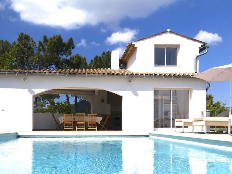 Uxurious Villa In Fr�jus With Heated Pool & Panoramic View