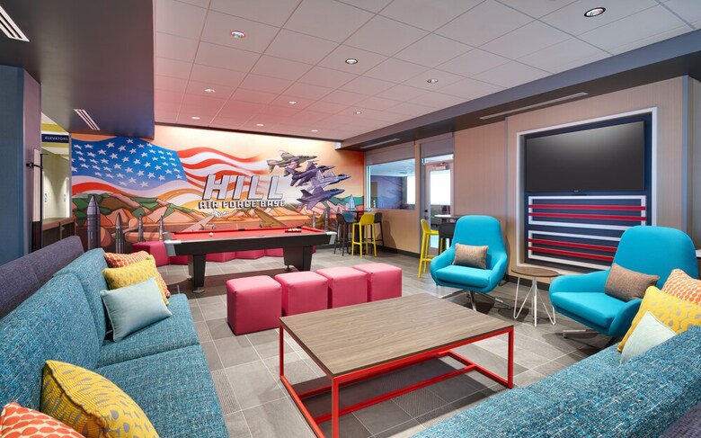 Hotel Tru By Hilton Clearfield Hill Air Force Base, Ut