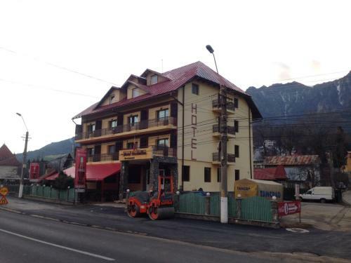 Hotel Maximilian