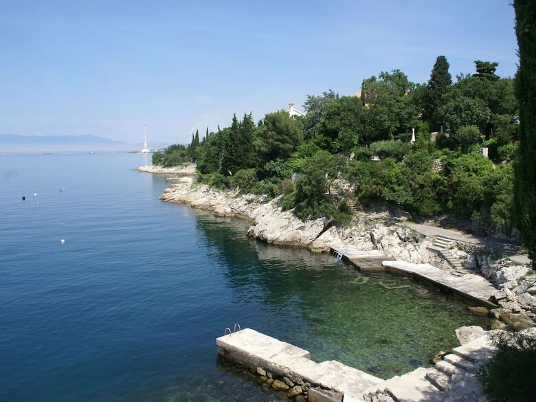 Cosy Apartment With Private Beach In Kraljevica