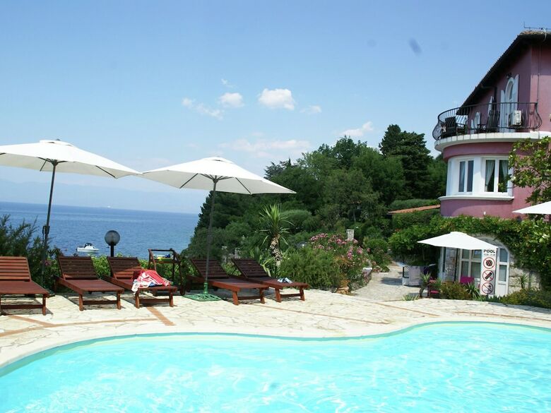 Cosy Apartment With Private Beach In Kraljevica