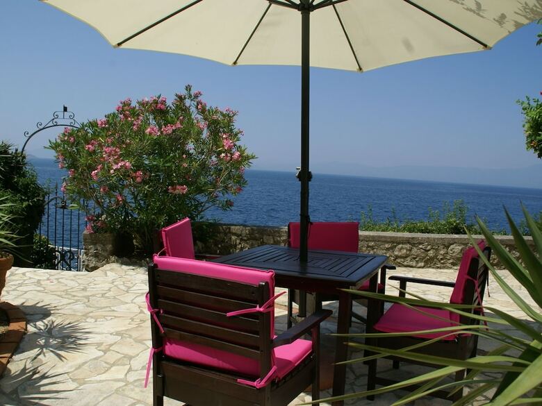 Cosy Apartment With Private Beach In Kraljevica