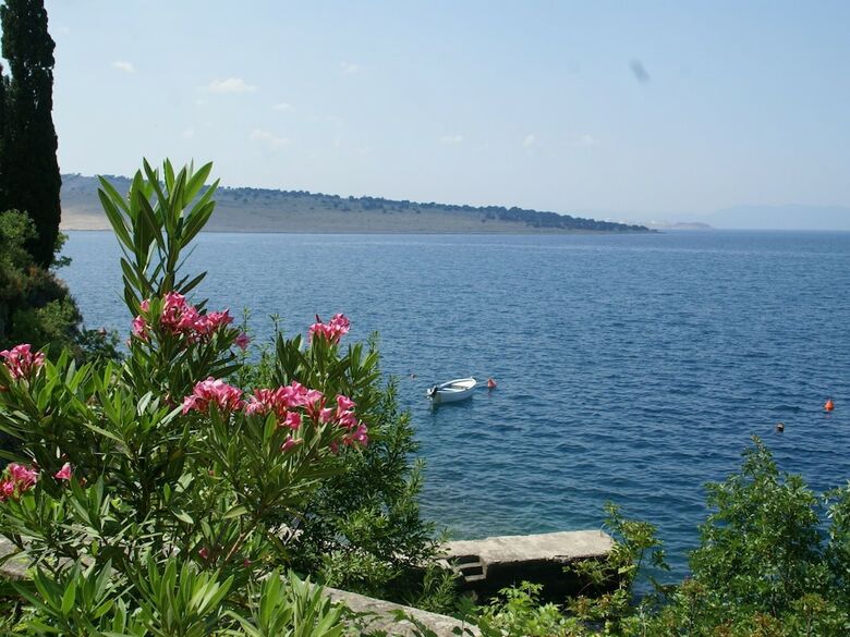Cosy Apartment With Private Beach In Kraljevica