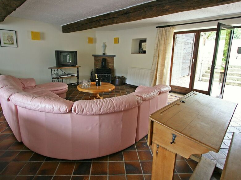 Charming Country Cottage In Winenne With Garden