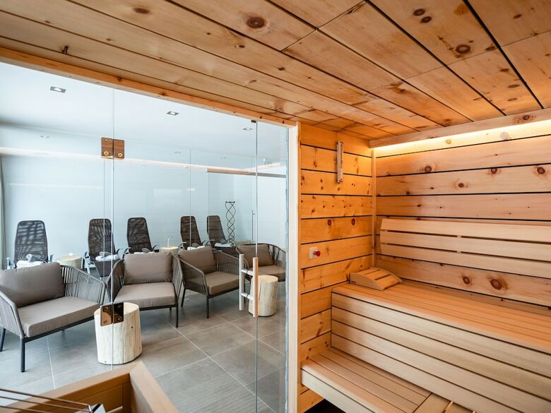 Spacious Chalet In Saalbach-hinterglemm With Sauna