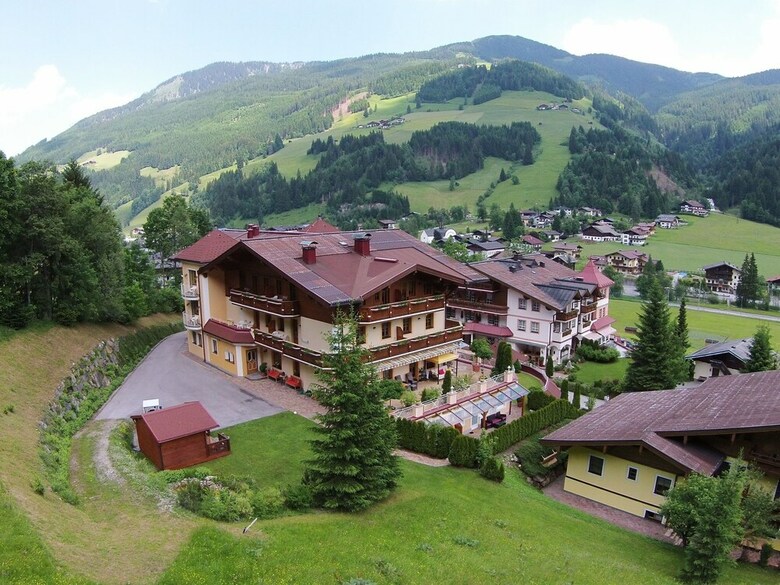 Apartment In Kleinarl With Wellness Centre & Indoor Pool