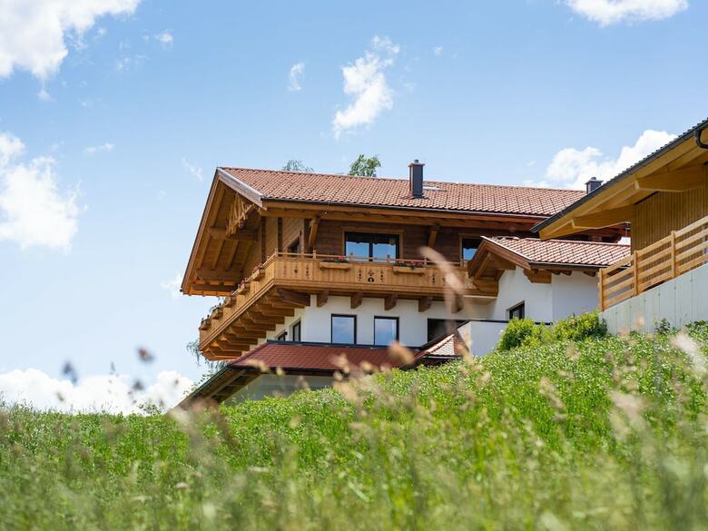 Cozy Apartment In Wenns With Mountain View