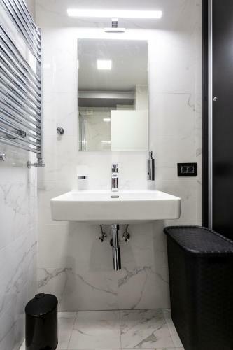 Park Apartment