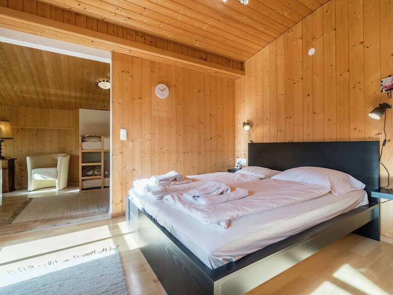 Spacious Holiday Home In Rauris With Terrace And Ski Storage