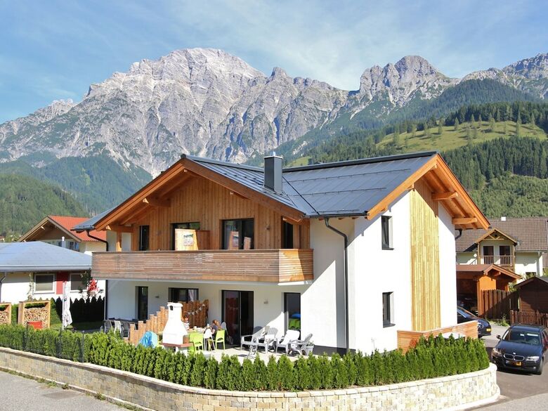 Modern Apartment In Leogang Near Ski Area