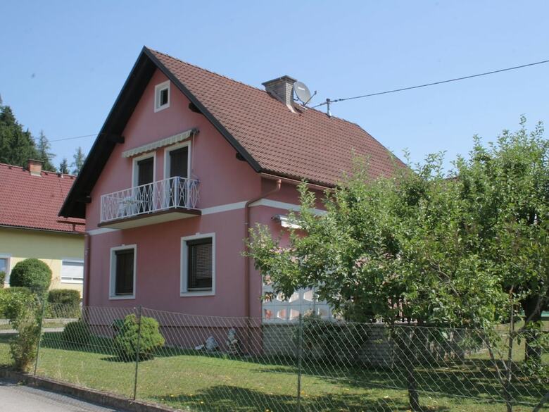 Modern Apartment With Garden In Eberndorf