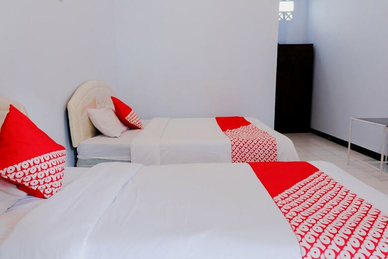 Hostal Oyo 421 Alianda Guest House Syariah