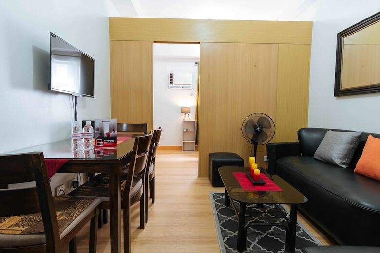 Hotel Reddoorz Premium @ Smdc Fairview
