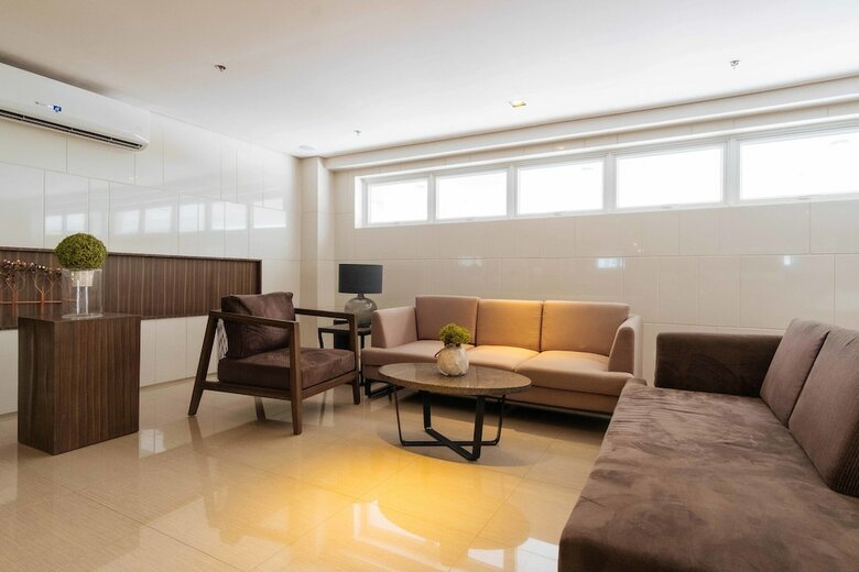 Hotel Reddoorz Premium @ Smdc Fairview