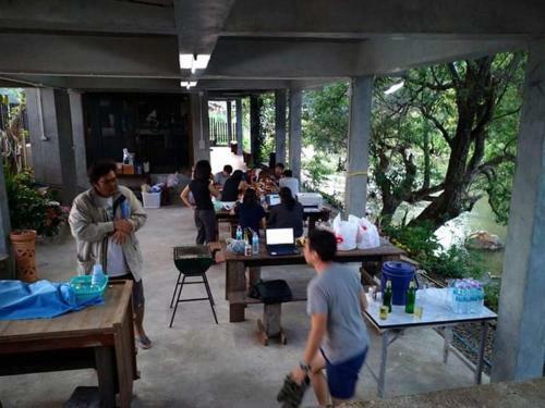 Hostal Bann-rim-nam Guesthouse