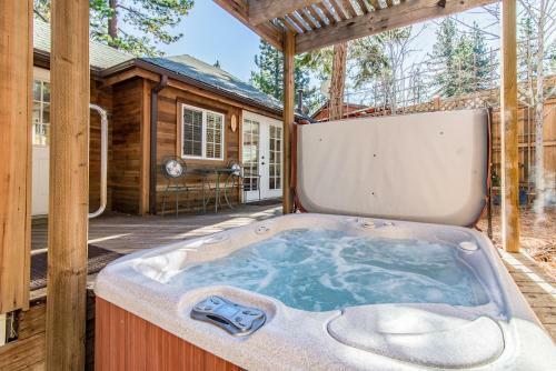 Updated Lake Tahoe House