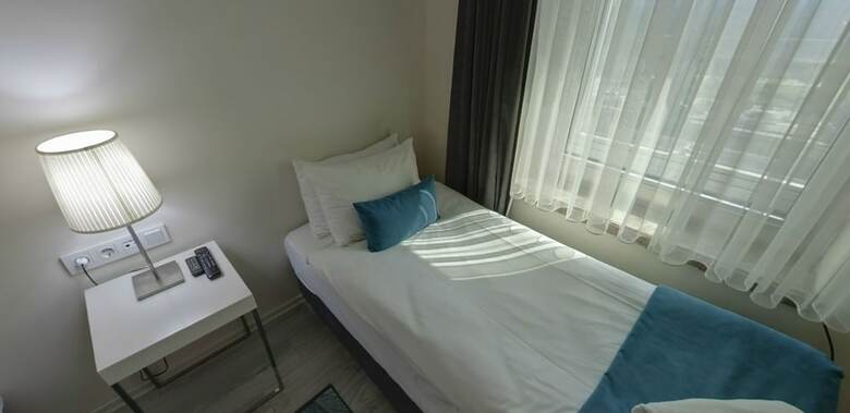 Lion City Hotel