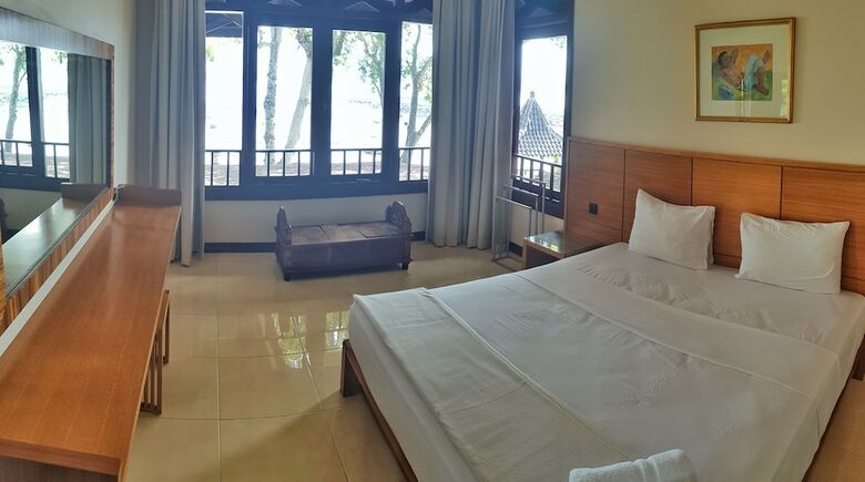 Bed & Breakfast Mutiara Carita Cottages