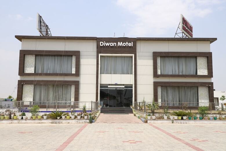 Diwan Hotel And Restaurant
