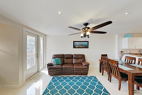 Apartamento 6300 Padre Blvd Condo Unit 877