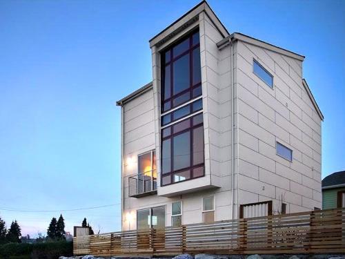The Seattle House - Urban Retreat