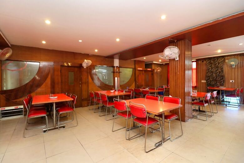 Oyo 18943 Hotel Punjab Residency