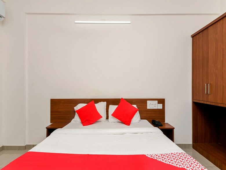 Hotel Oyo 23999 Samruddhi Lodge