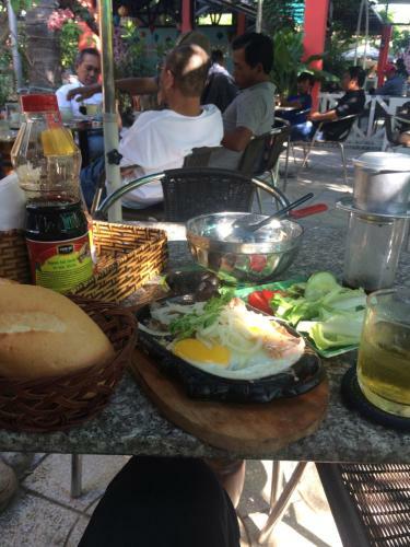 Bed & Breakfast Lam Long Luan Homestay