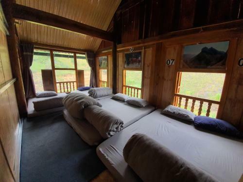 Bed & Breakfast Cnd Homestay