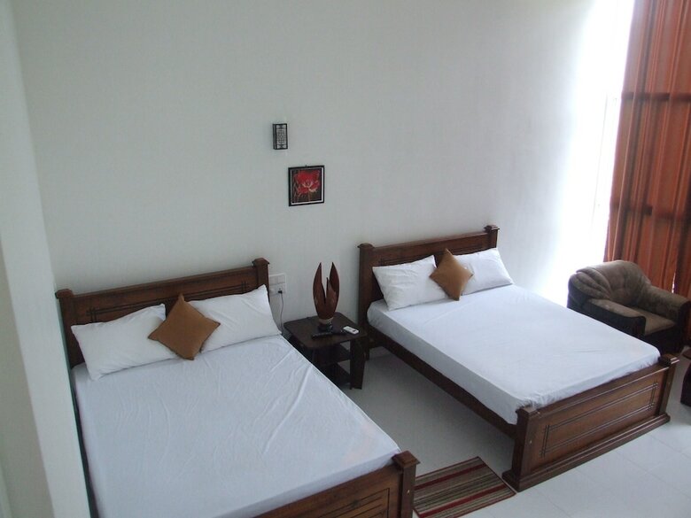 Hostal Mountriver Hotel