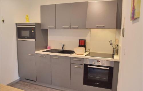 One-bedroom Apartment In Sainteny