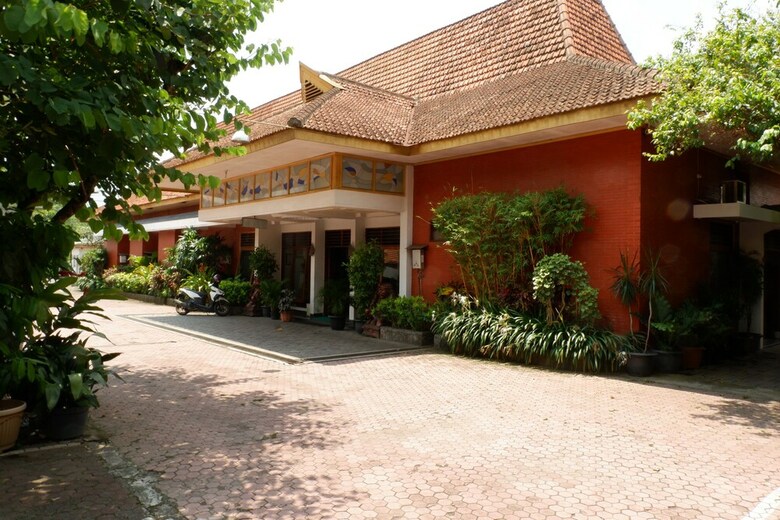 Oyo 517 Hotel Arjuna Lawang